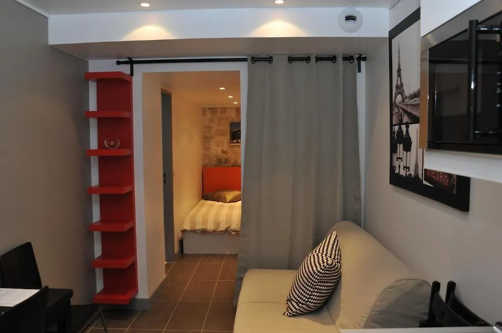 De La Mare Hotel 3*