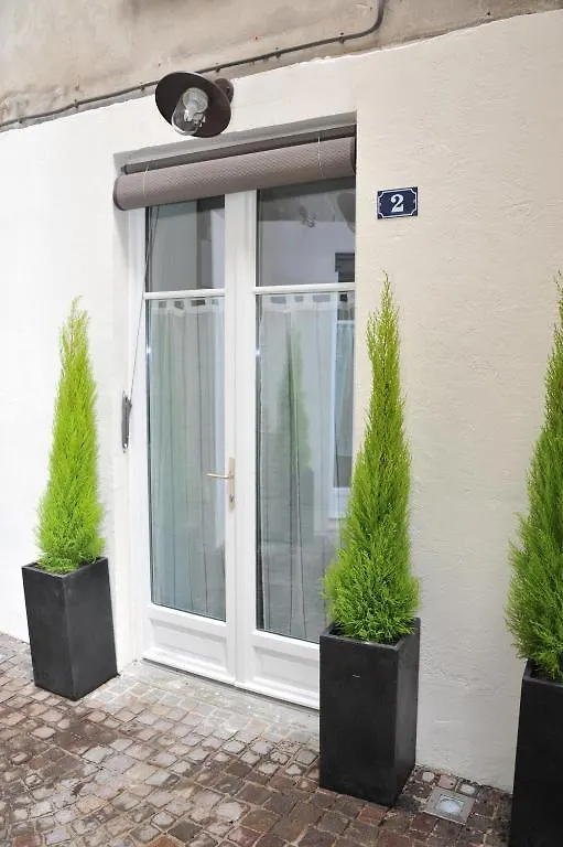 De La Mare