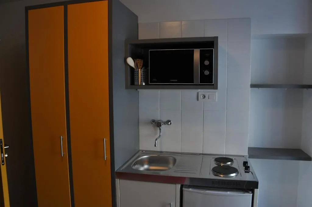 De La Mare Hotel 3*