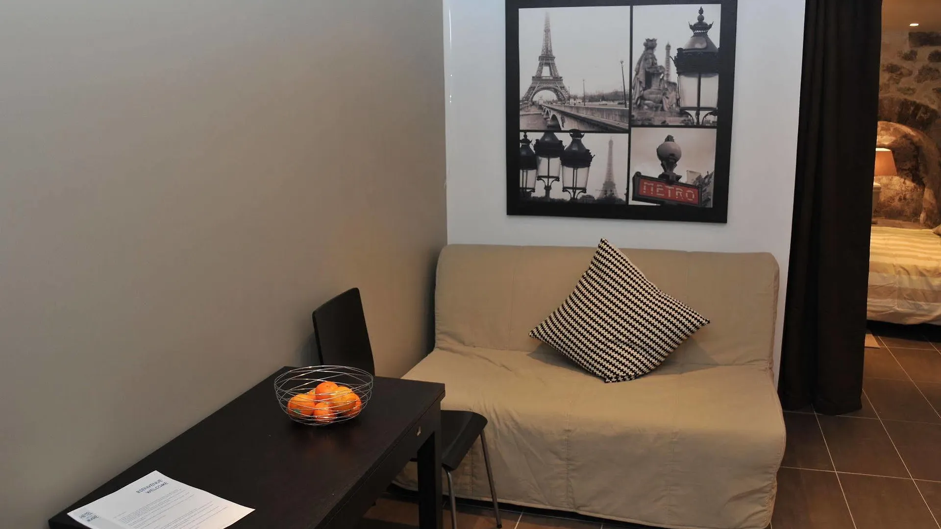De La Mare Hotel Paris