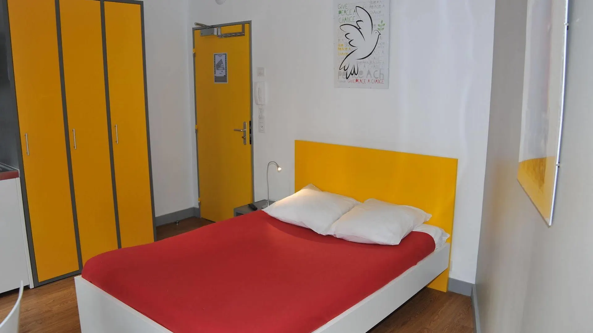 Hotel De La Mare 3*